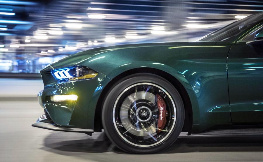 Детали экстерьера Ford Mustang Bullitt 2018 года  (NA) (фото 11 из 40)